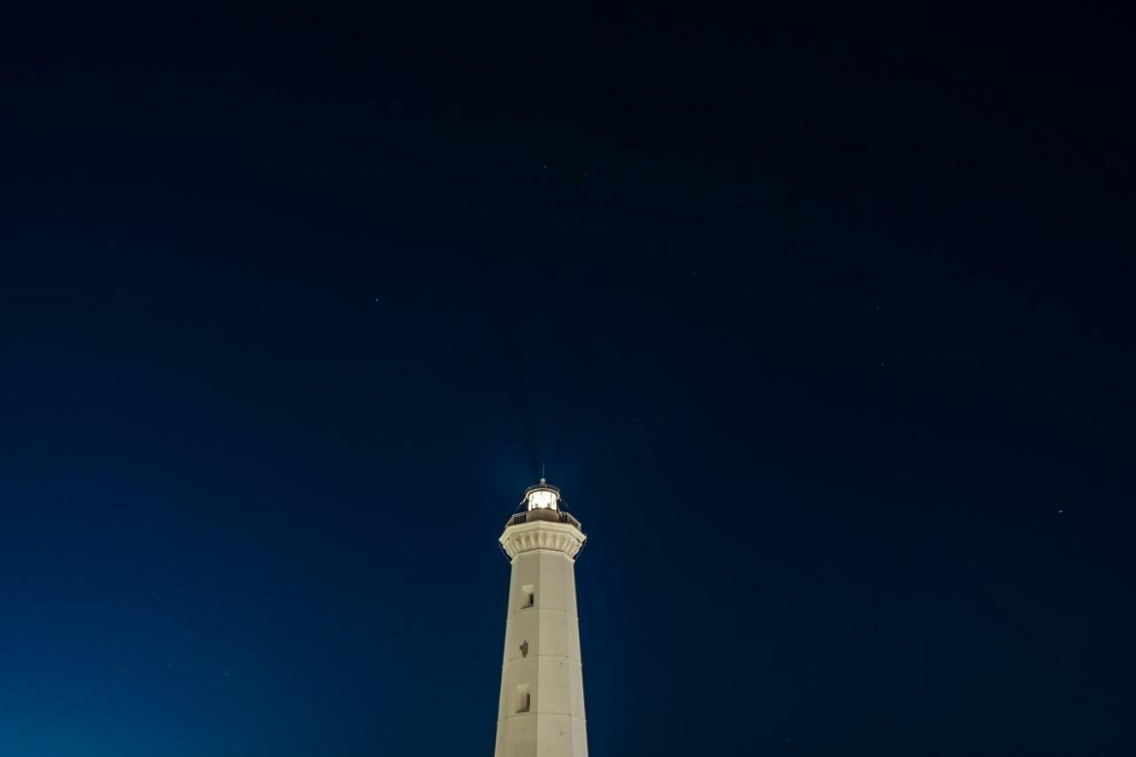 Апартаменты Casa Del Faro Торре-Канне Экстерьер фото